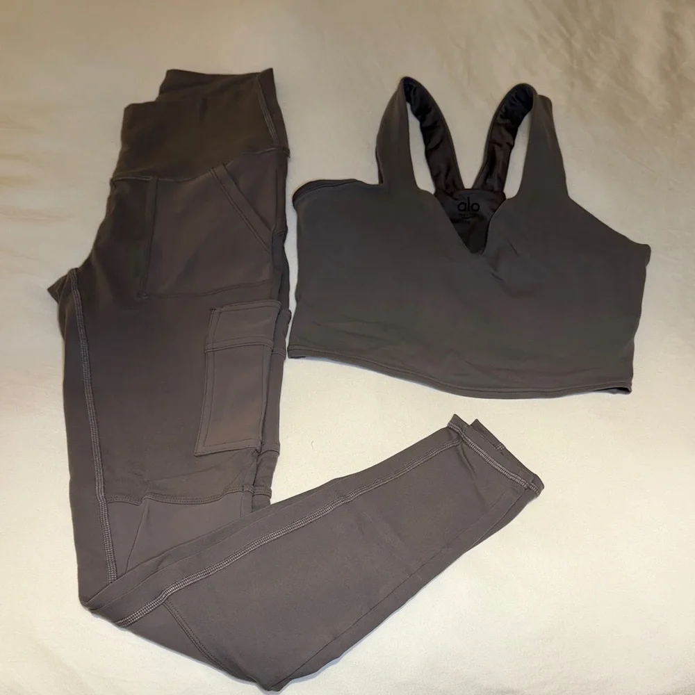 ALO Yoga Gray Leggings and Top Set - Picture 1 of 8